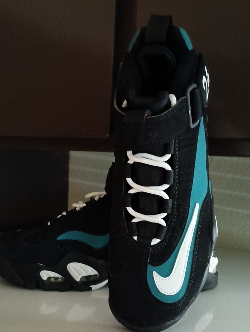 Nike Black & Teal Mid-High Trainers with White Swoosh